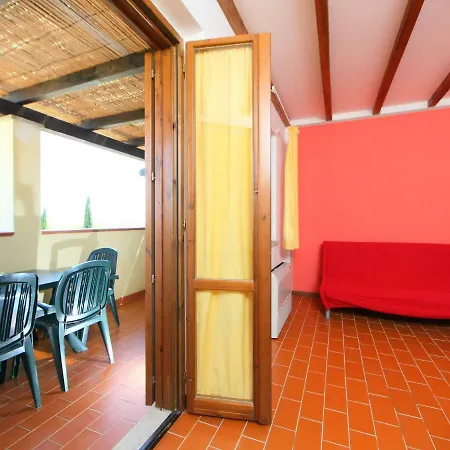 Locazione Turistica Montepitti.6 *