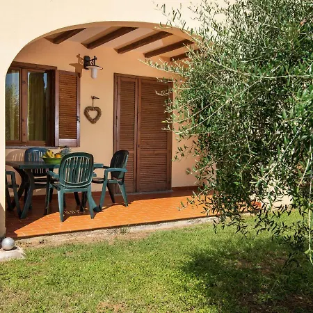 Locazione Turistica Montepitti.6 *